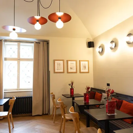 Hostel Sir Toby's Midtown Prága