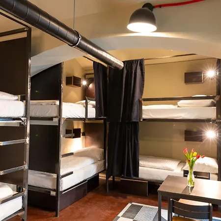 Sir Toby's Midtown Hostel Prága