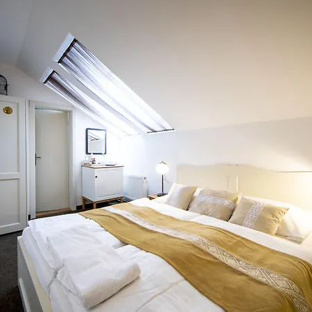 Hostel Sir Toby's Midtown Prague