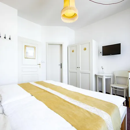 Sir Toby's Midtown Prague