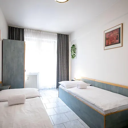 Sir Toby's Midtown Prague