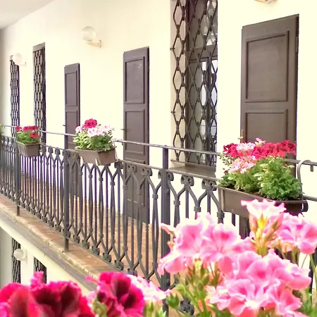 Sir Toby's Midtown * Prague