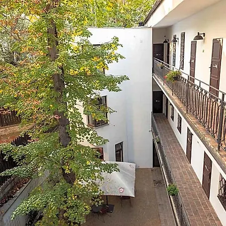 Hostel Sir Toby's Midtown Prag