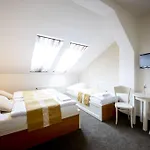 Sir Toby's Midtown Hostel Prag