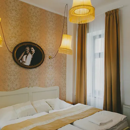 Sir Toby's Midtown * Prague